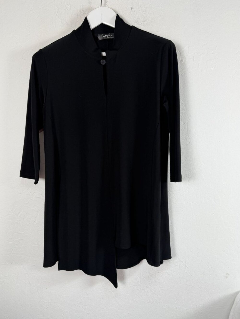 Sympli Women's Black Keyhole Neck Asymmetric Tunic Top Blouse Size 10 Stretch